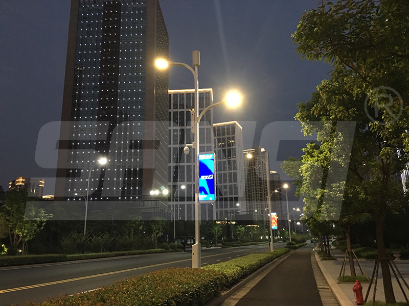 道路安全,再提升,智能調(diào)光,路燈,覆蓋,主干道